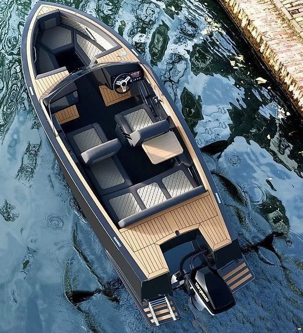 Flying Shark 5.7 Bowrider