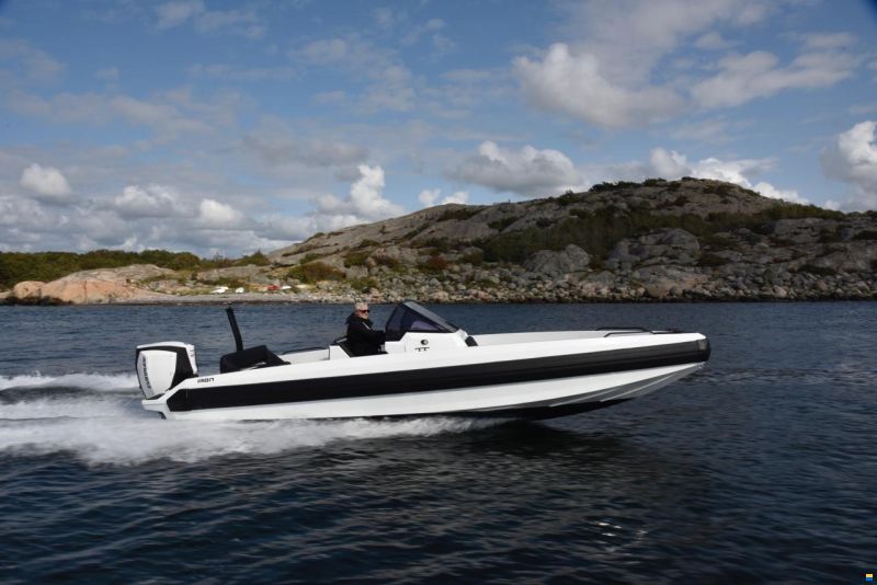 IRON 767 mit 250PS und Trailer