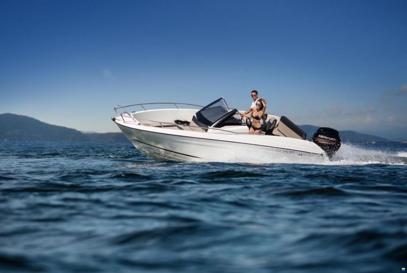 Parker 630 Bowrider