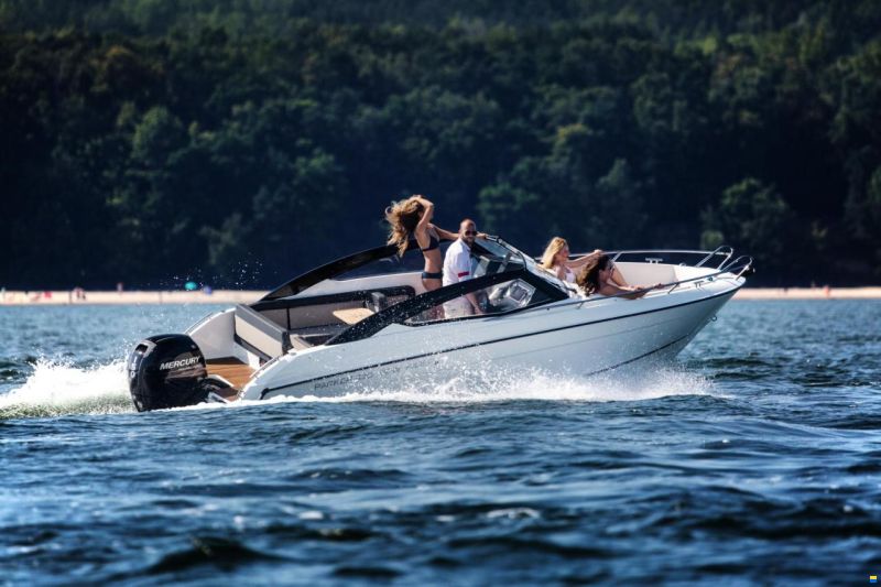 Parker 630 Bowrider