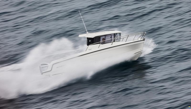 Parker 700 Pilothouse