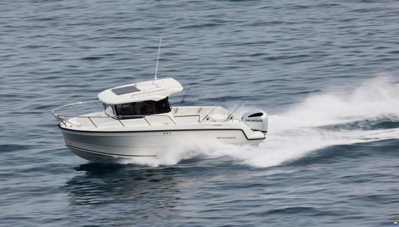 Parker 700 Pilothouse