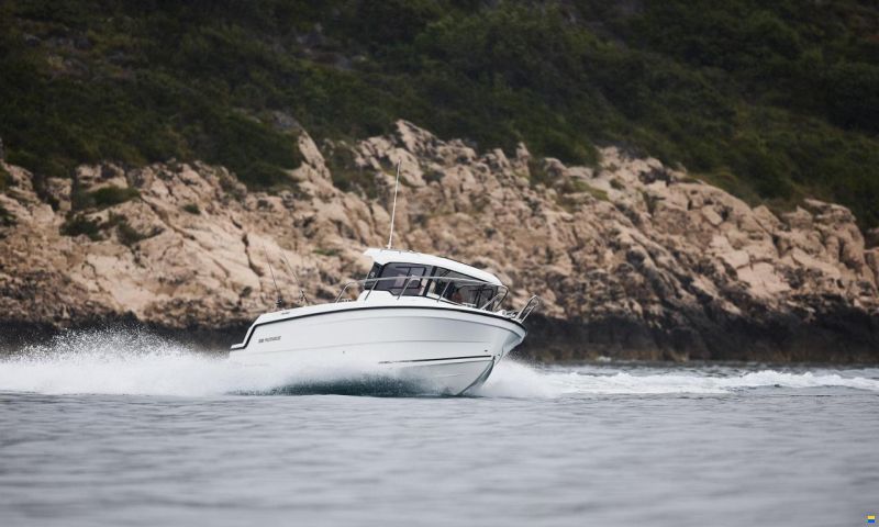 Parker 700 Pilothouse