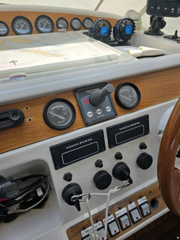 Marex Sun Cruiser 290