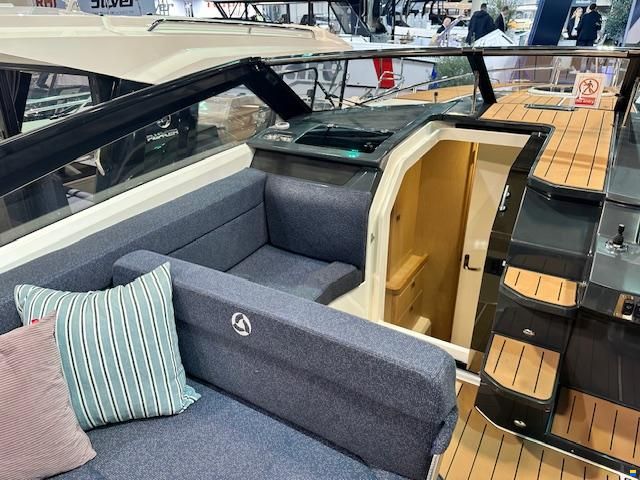 Parker 910 Odyssey mit 2x 250PS Gebrauchtboot 2