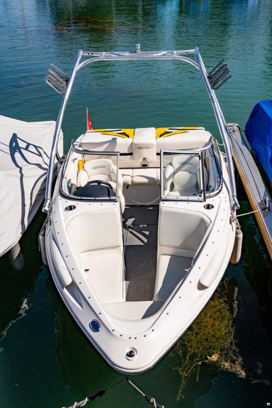 Campion Chase 550i Bowrider