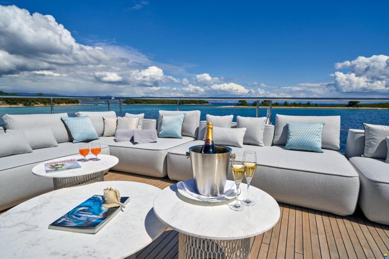 Azimut Grande 27 metri