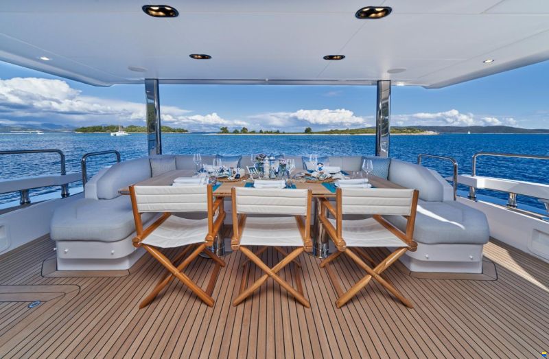 Azimut Grande 27 metri