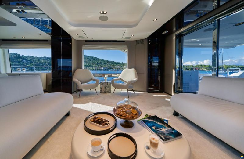Azimut Grande 27 metri