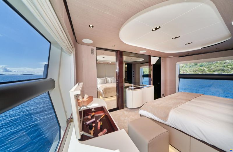 Azimut Grande 27 metri
