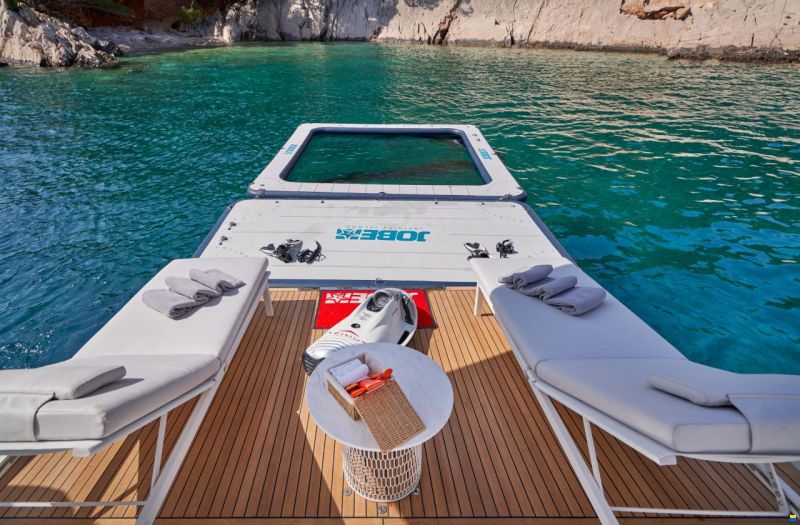 Azimut Grande 27 metri
