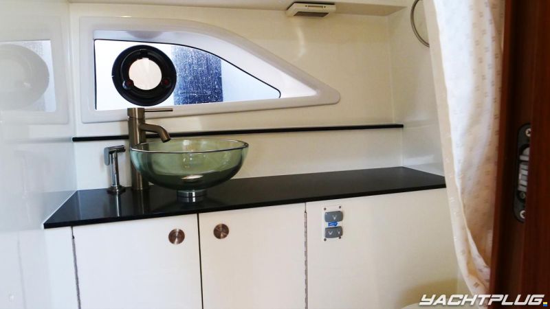 Sea Ray 320 Sundancer