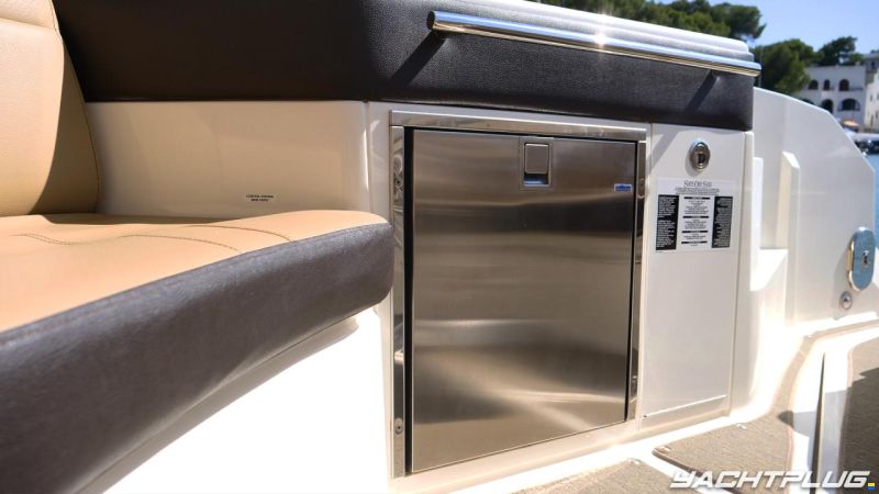 Sea Ray 320 Sundancer