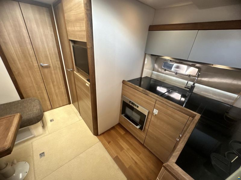 Sealine SC35