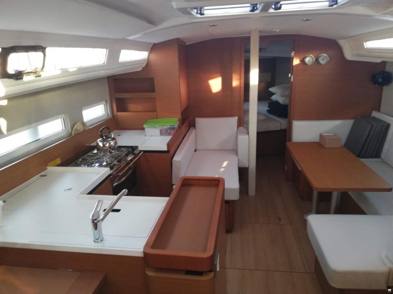 Jeanneau Sun Odyssey 410