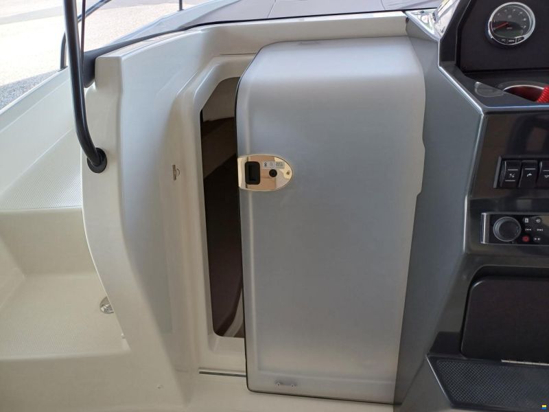 Quicksilver 605 SUNDECK