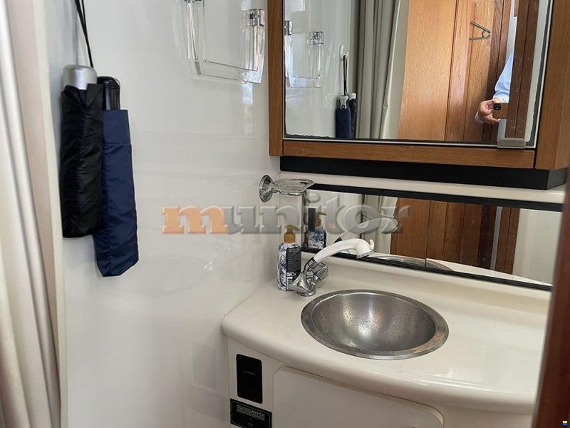 Bayliner 3587 AFT Cabin