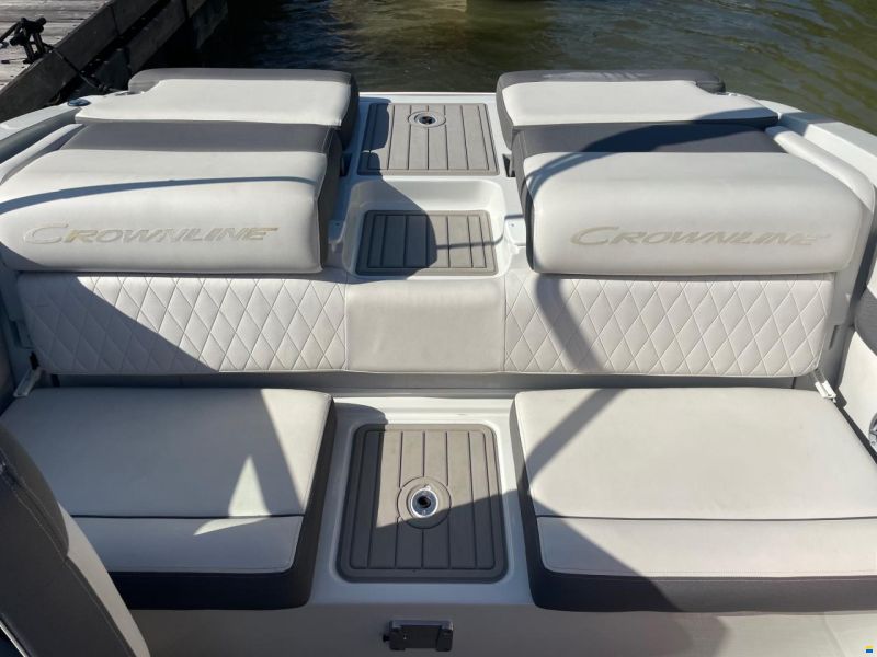 Crownline 210 SS