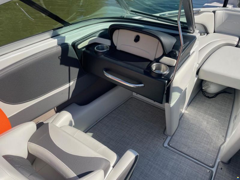 Crownline 210 SS
