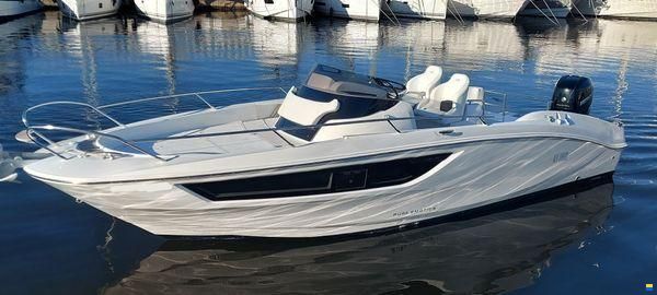 Sessa Key Largo 27 Outboard Line