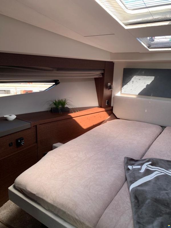 Prestige 520 S