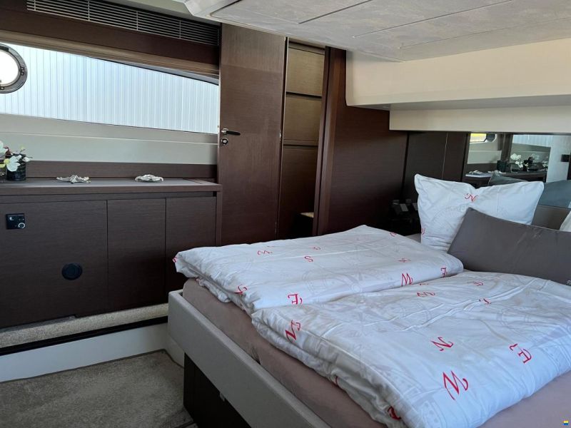 Prestige 520 S