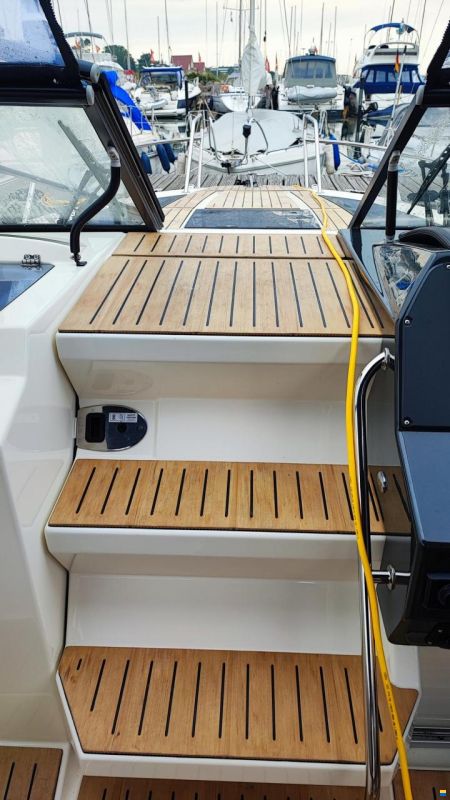 Quicksilver ACTIV 805 CRUISER mit 2x F 200 XL und Tr
