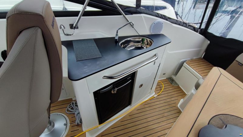 Quicksilver ACTIV 805 CRUISER mit 2x F 200 XL und Tr