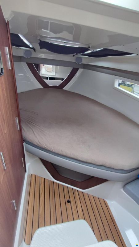 Quicksilver ACTIV 805 CRUISER mit 2x F 200 XL und Tr