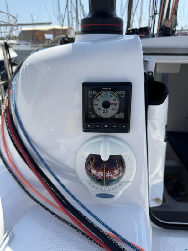 Beneteau First 27