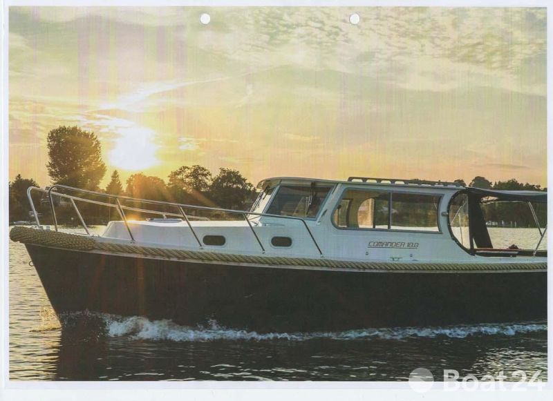 Admiral Boats Admiral 940