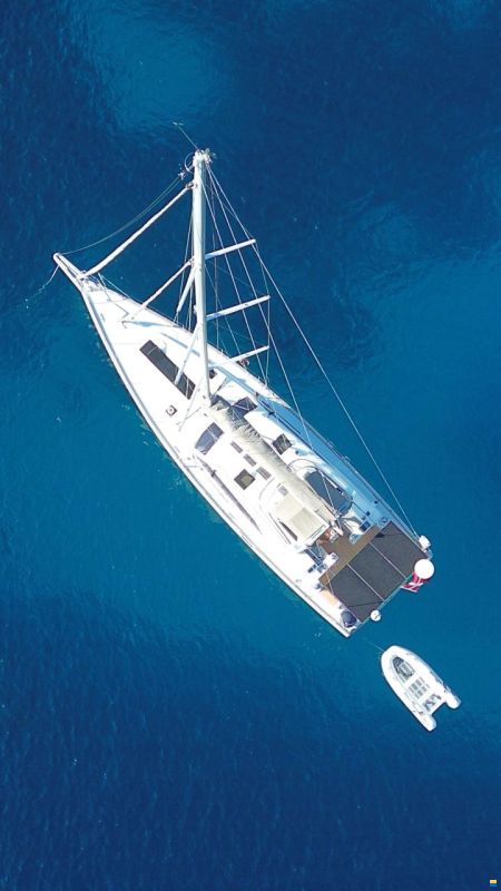 Adventure yacht 55