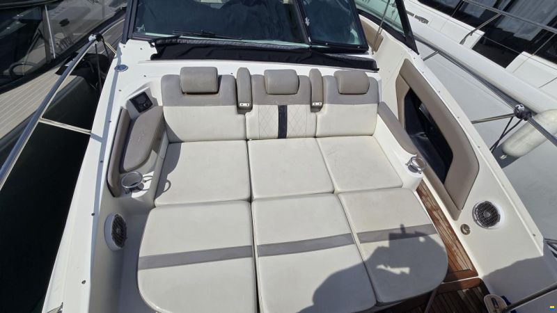 Sea Ray 320 sundancer