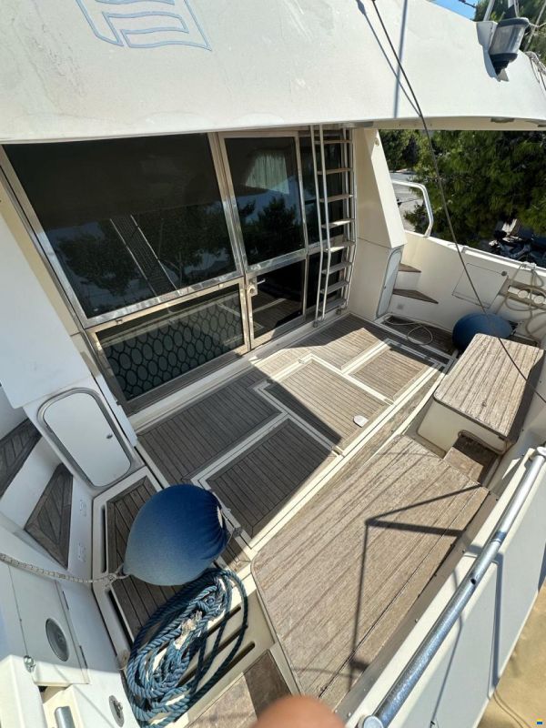 Ferretti Altura 49