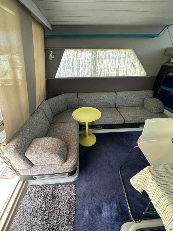 Ferretti Altura 49