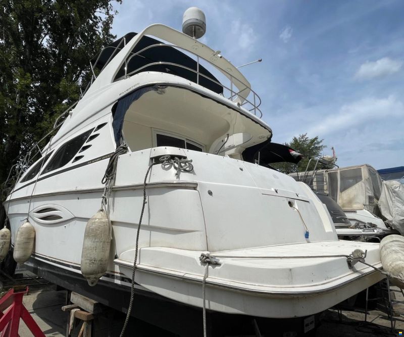 Silverton 43 Sport Bridge