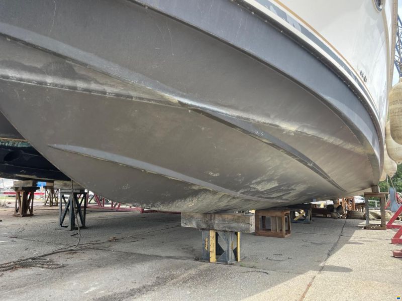 Silverton 43 Sport Bridge