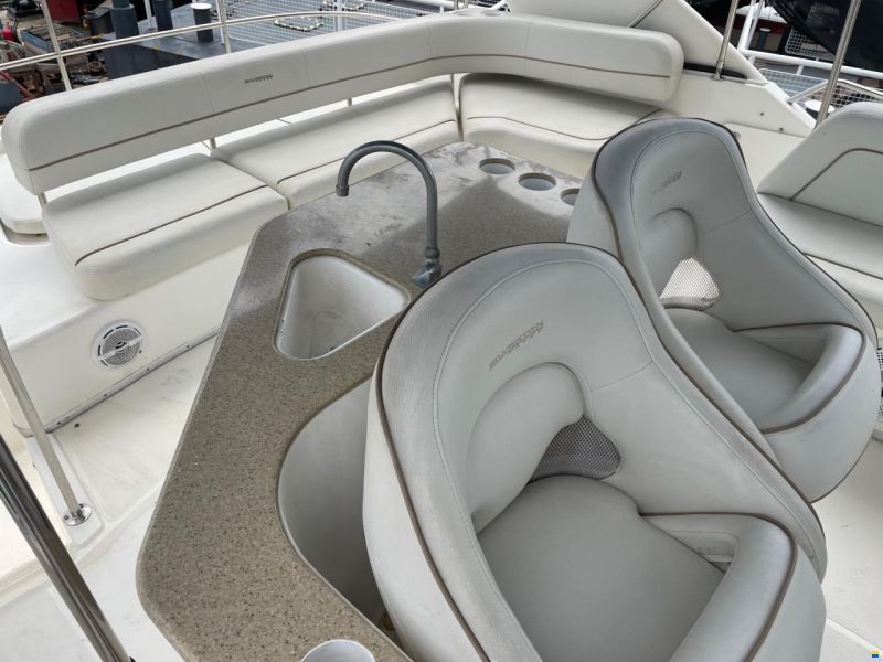 Silverton 43 Sport Bridge