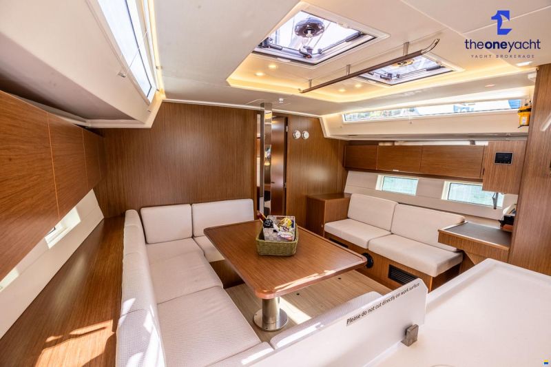 Bavaria C45 Style