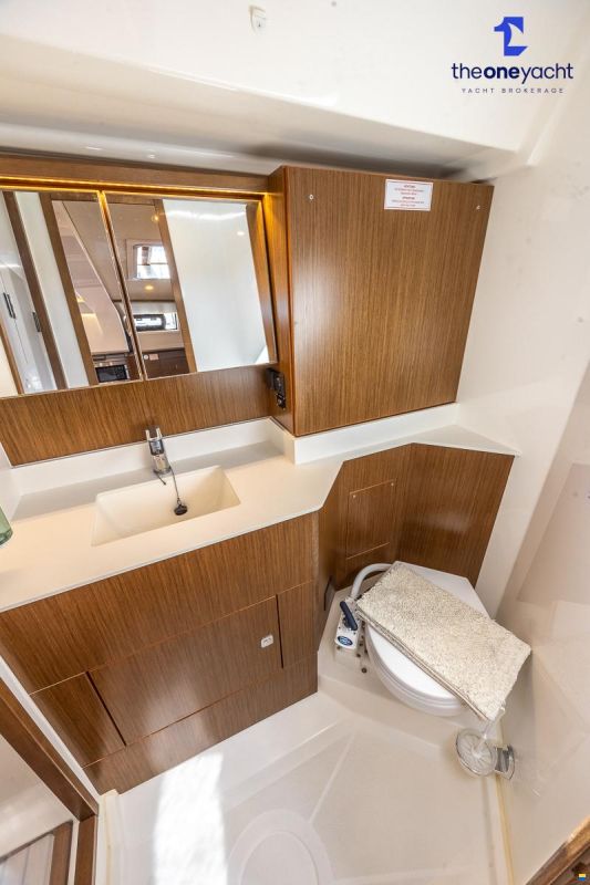 Bavaria C45 Style