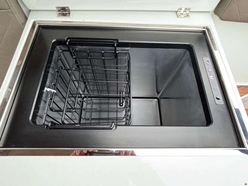 Maxima 740 Tender