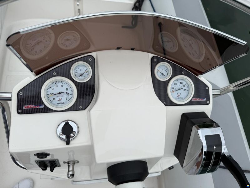Valiant 500