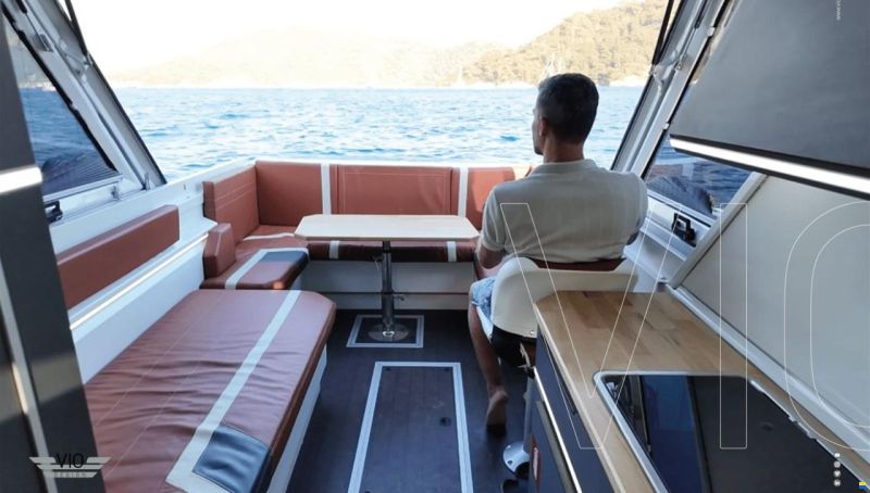 Vio Design Caravan Boat