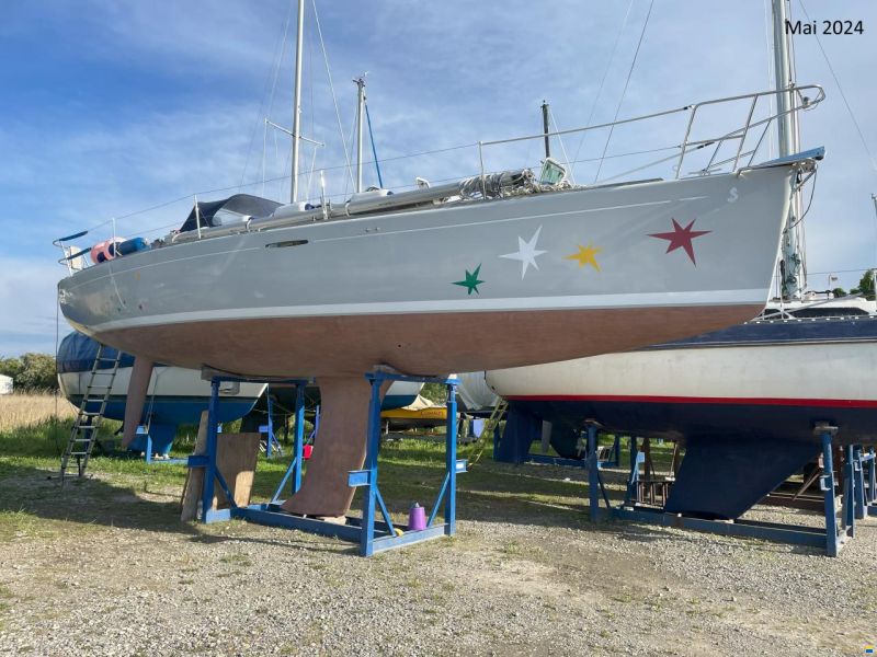 Beneteau First 40.7