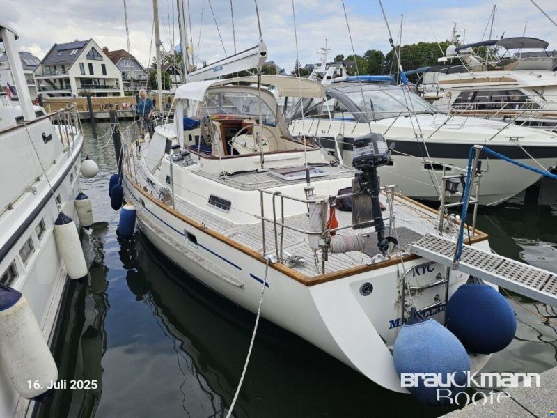Oyster 49 Pilothouse