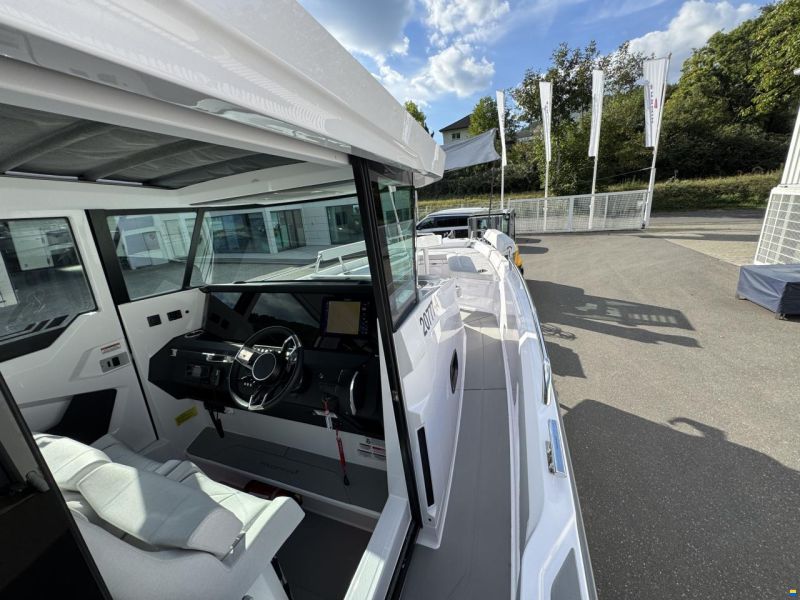 Axopar 29 Cross Cabin