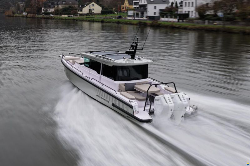 Axopar 37 Cross Cabin - U-Sofa