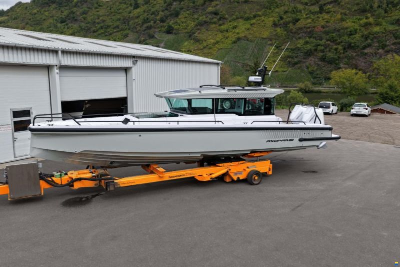 Axopar 37 Cross Cabin - U-Sofa