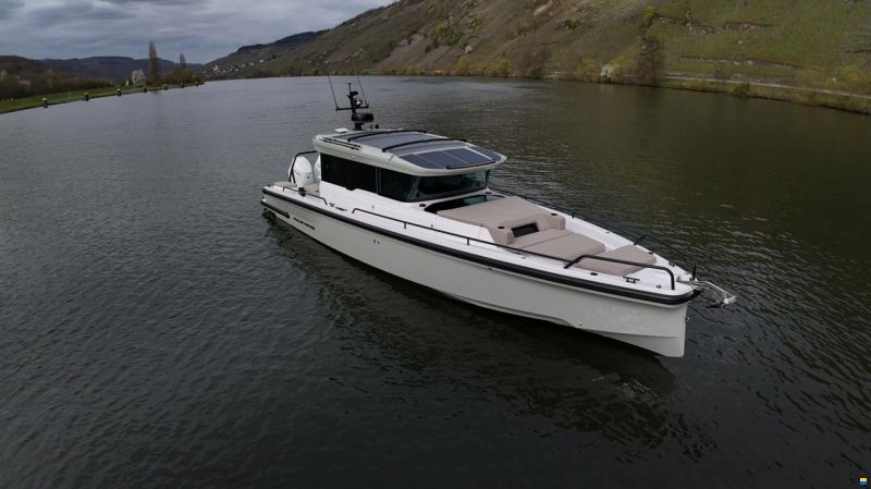 Axopar 37 Cross Cabin - U-Sofa