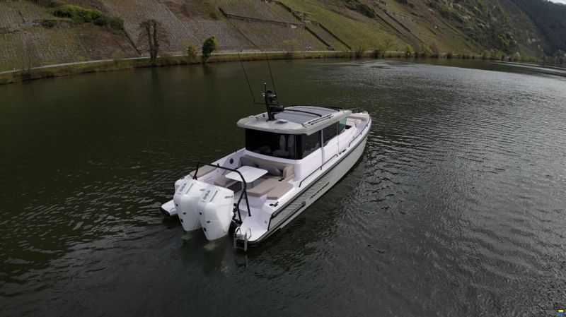 Axopar 37 Cross Cabin - U-Sofa